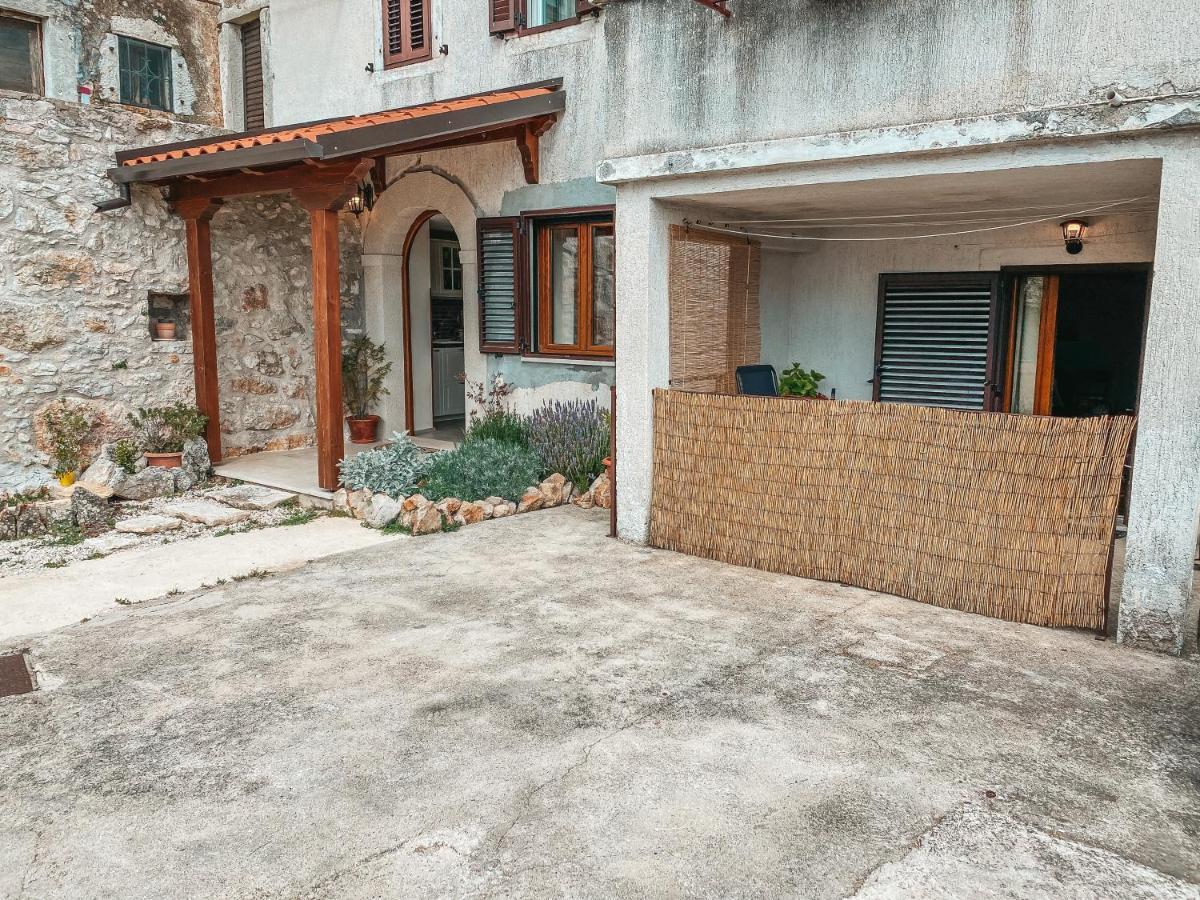 Holiday Home Istra Plomin Buitenkant foto